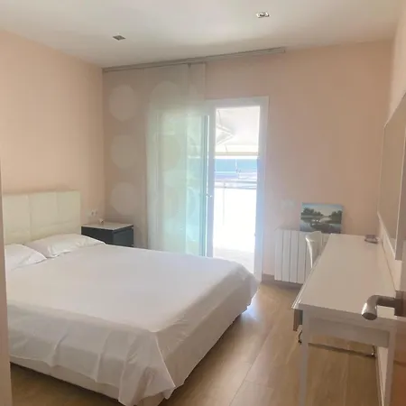 Holiday home House 50meters From The Cunit